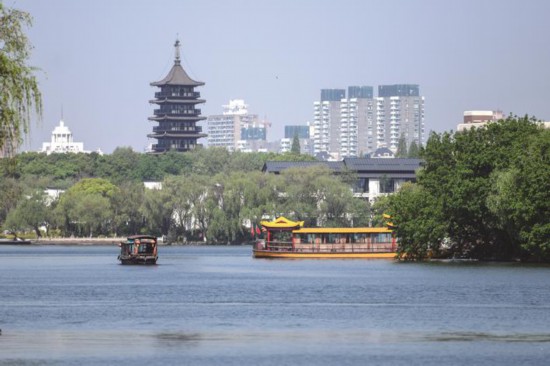 嘉兴市南湖旅游区打造全新旅游体验，引领城市潮流新篇章